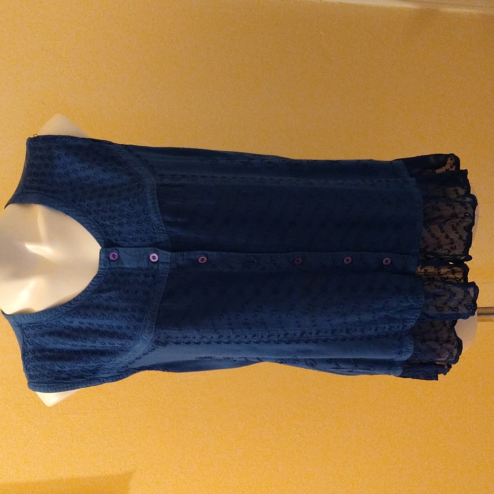 Advance blue ruffled sleeveless top Sz XL